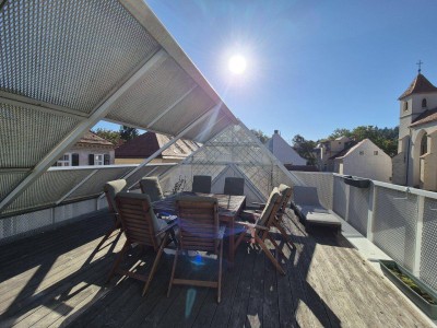Traumhaft schöne Dachgeschoßwohnung in der Zinzendorfgasse mit großer Terrasse!