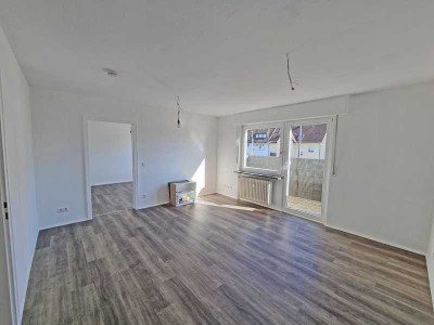 6730 - Sanierte 2-Zimmerwohnung mit Balkon und Einbauküche!