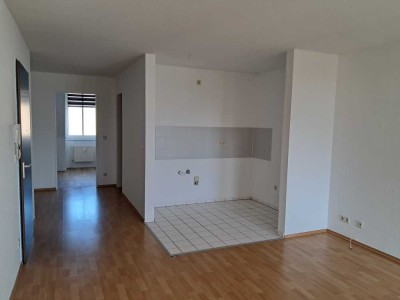 helle 2 Zimmer Wohnung - Besichtigung am 17.06. 16Uhr es werden 2 Wohnungen gezeigt