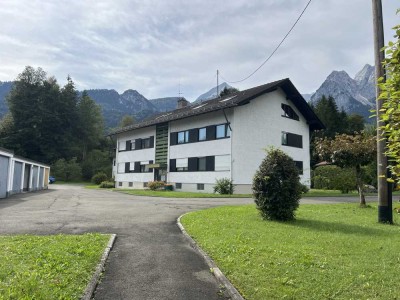 !!!Reserviert!!! Leerstehende, Stilvolle, Bequeme 2 Zimmer Dachgeschosswohnung mit Balkon in Grainau