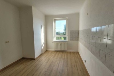 4-Raumwohnung mit Gartennutzung und Stellplatz in Gotha Ost