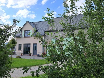 Neubau/Erstbezug Bauernhaus mit alter Scheune (Großraum Montabaur)