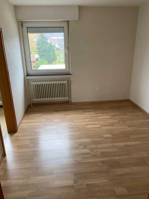 Günstige, gepflegte 4-Zimmer-Wohnung in Munchweiler an der Rodlab