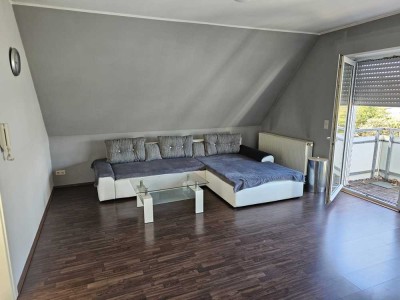 Top 2-Zi-Whg. mit Balkon