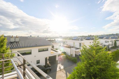 WOW! Schöne 3-Zi.-Penthouse-Wohnung inkl. Balkon mit traumhafter Aussicht!