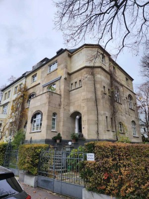 Zur Eigennutzung oder als Kapitalanlage, Stilvolle Eigentumswohnung in Köln-Lindenthal