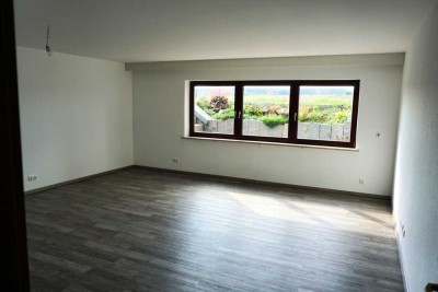 OT Roßtal -Helle 3 Zimmerwohnung + Gartenterrasse