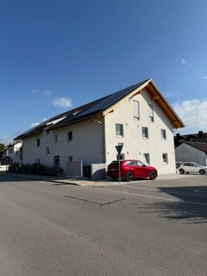 Repräsentatives Mehrfamilienhaus – moderne Ausstattung & attraktive Kapitalanlage in Parkstetten