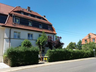 ruhig, mit viel Grün und Balkon, Stellplatz