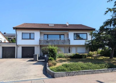 Top-Lage, solide Bauweise und viel Platz!