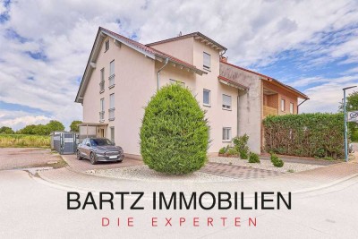 Einziehen & Wohlfühlen: Edle 3,5-Zimmer-Erdgeschosswohnung mit eigenem Garten in Feldrandlage