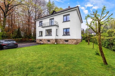 Familienfreundliches Zuhause mit Garten & viel Platz – stilvoll modernisiert in Sprockhövel