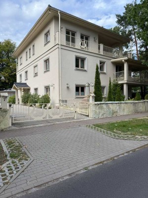 Seniorengerechte 2-Raum-Nichtraucher-Wohnung im EG + Aufzug + EBK + Stellplatz + Mietkauf