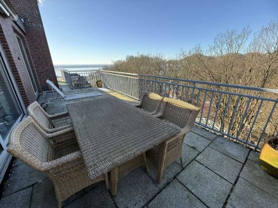 Blankeneser Elbblick: Schönes & großzügiges Penthouse in begehrter Toplage