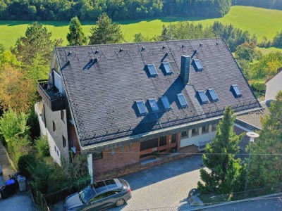 Außergewöhnliches Haus mit großem Grundstück direkt am Naturschutzgebiet!