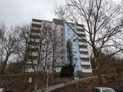 Großzügige helle Wohnung - Am Waldrand gelegen