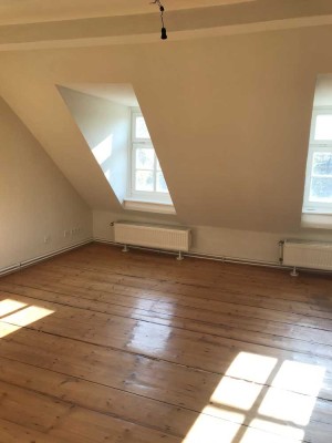 Attraktive 3-Zimmer-DG-Wohnung in Top-Lage Weimars
