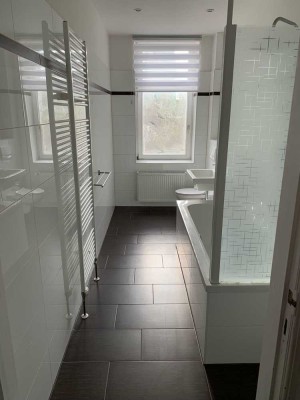 Große 3 Raum-Wohnung im Erdgeschoss