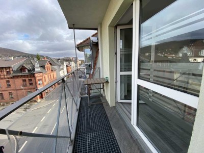 Moderne 3-Zimmer-Wohnung im Stadtzentrum von Sonneberg - mit Aufzug und Balkon