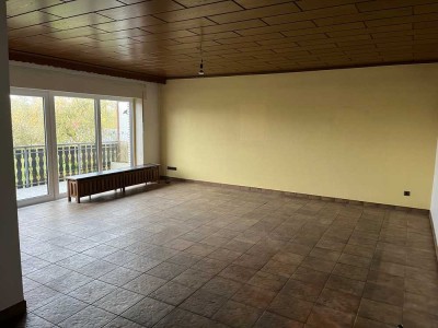 Attraktive und sanierte 3-Zimmer-Wohnung mit Balkon in Bocholt