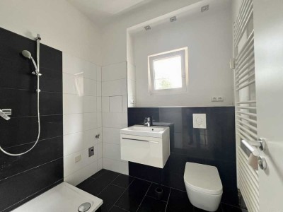 Kreuzberg Altbau-Charme – Helles Apartment mit hohen Decken, separatem Schlafbereich & bezugsfrei!