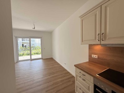 NEUBAU�� idyllische 2-Zi.-Wohnung im�Grünen�mit Terrasse im EG ...Zeit für einen ☕️