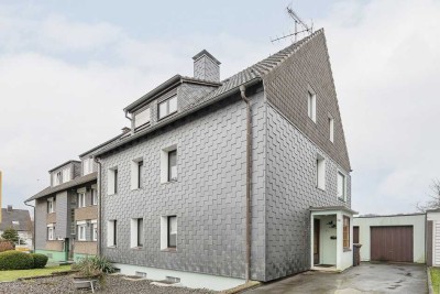 Drei-Familienhaus  mit  wunderschönem Grundstück und Garage in gut angebundener Lage von Gevelsberg!