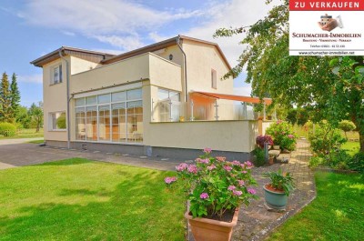 Idyllisches Zweifamilienhaus mit Werkstatt in Marlow!!!