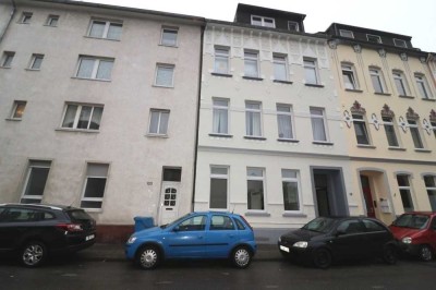 *KAPITALANLAGE MIT ALTBAUFLAIR IM EG! 2Zi.- Wohnung in KR-Inrath, Adolfstr.*