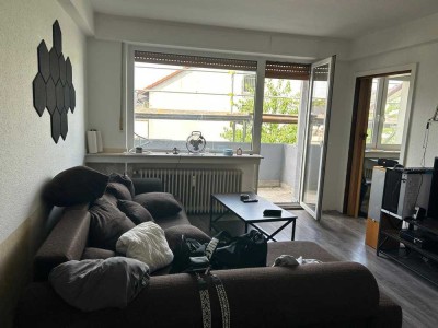 Zentrale 2-Zimmer Wohnung mit Balkon im Berg