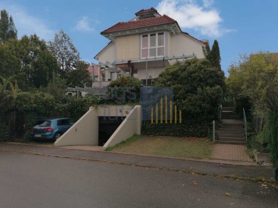 Nach Mietende: 2-Zimmer-Erdgeschoßwohnung mit Terrasse und Stellplatz in exzellenter Lage Tübingens