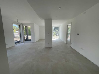 Neubau Erstbezug, offen geschnittene 3-Zi-EG-Wohnung,  Ispringen