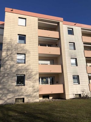 Helle 2-Zimmer Wohnung mit Balkon im 3. OG in Herrenberg