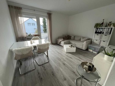 Gemütliche 2 Zimmer mit Einbauküche & Balkon in zentraler Lage