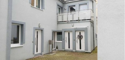 Moderne 3-Zimmer-Wohnung in Citylage - hochwertig modernisiert 2018, mit Balkon inkl Einbauküche