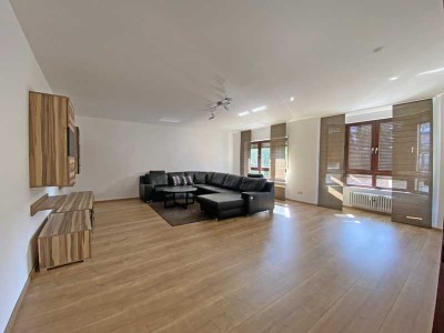 6569 - Zentral gelegene 4-Zimmerwohnung mit Tageslichtbad und Garage in Rastatt!