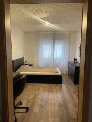 WG-Zimmer in 3er-Frauen-WG
