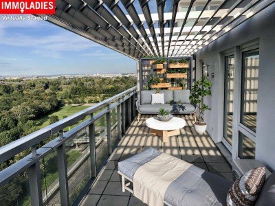 Penthouse-Feeling! „On the TOP of the tower“ inkl. 21 m² Terrasse und unverbauten Fernblick!