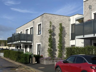 Erstbezug | Top-Lage | Süd-Lage: Moderne 3-Zimmer-Wohnung mit Balkon (1.OG),  in Kleinenbroich