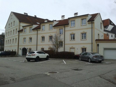 Gemütliche 2-Zimmer-Wohnung mit Küche in ruhiger Wohnlage in Obernberg
