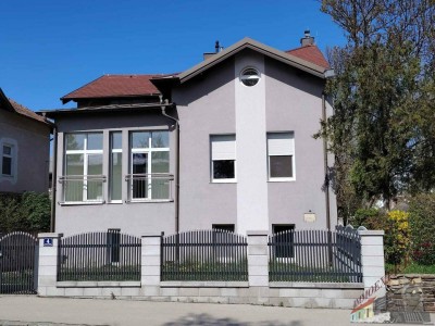 Tolles Mehrfamilienhaus bietet vielfache Nutzungsmöglichkeit auf 3 Etagen – zentrale Lage in Maria Enzersdorf!