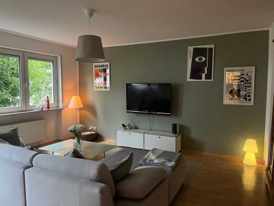 +Provisionsfrei + Sonnige 2 ZKB, bevorzugte Wohngegend, Am Heidenkopferdell