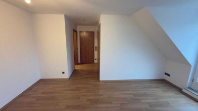 Freie Eigentumswohnung mit Balkon - Zentral in Neutraubling