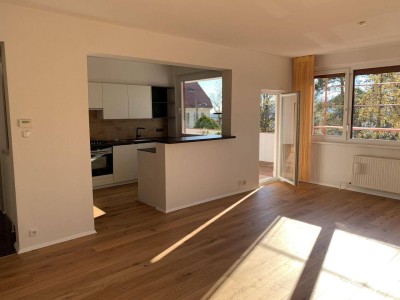 Sehr helle, gepflegte Terrassenwohnung in ruhiger Grünlage