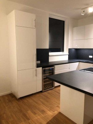 Modern Industrial Charm in a Renovated Factory Loft – Offenbach Bettinastraße