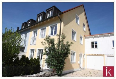 **Provisionsfrei** Attraktive DHH mit viel Platz, EBK, tollem Garten, Gge.+Stpl. Neufahrn (S1)