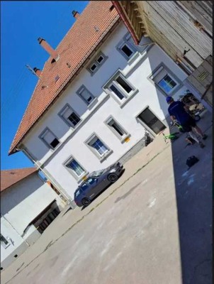 58.02 Schöne 4 ZKB Wohnung Schaffhauserstr. 15 in Blumberg