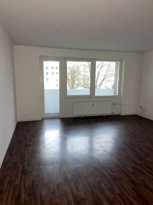 Moderne 3-Zimmer-Wohnung mit Balkon in Laatzen