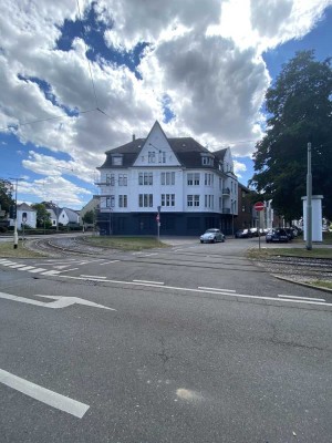 *Große , geräumige 3 -  4 -Zimmer Wohnung mit Balkon in Krefeld-Uerdingen*