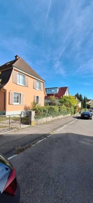 - Perle sucht neue Bewohner zum Liebhaben- Freistehendes EFH in gehobener Wohnlage von Singen- Nord